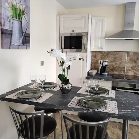 Angelina モンテヴラン