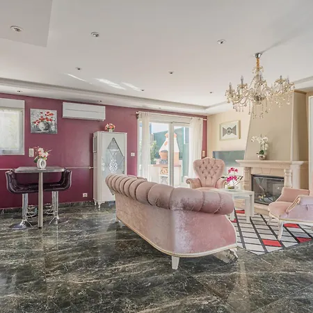 Angelina * モンテヴラン