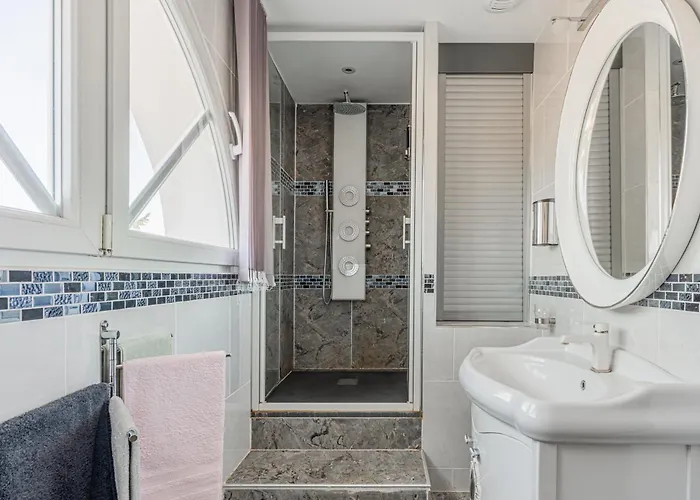 Angelina Apartment *